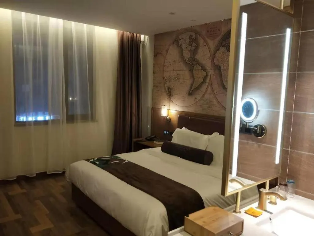 *** Hotel James Joyce Coffetel Luoyang Longmen High-Speed Railway Station Baolong Plaza Chine