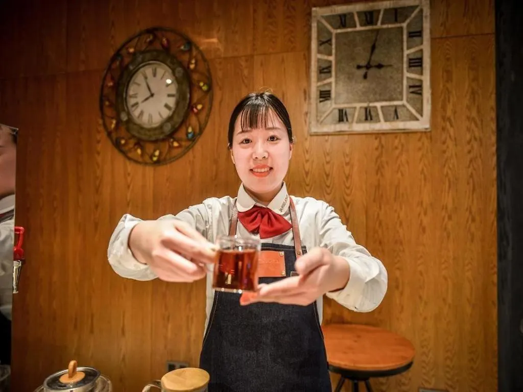 James Joyce Coffetel Luoyang Longmen High-Speed Railway Station Baolong Plaza Chine