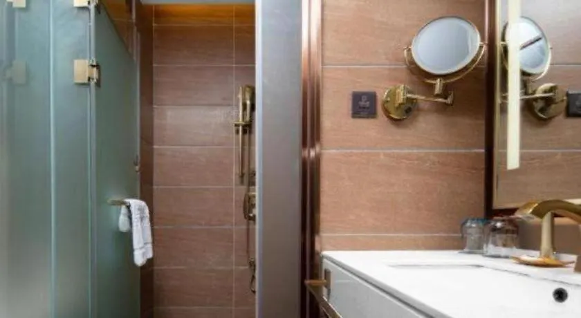 Hotel James Joyce Coffetel Luoyang Longmen High-Speed Railway Station Baolong Plaza